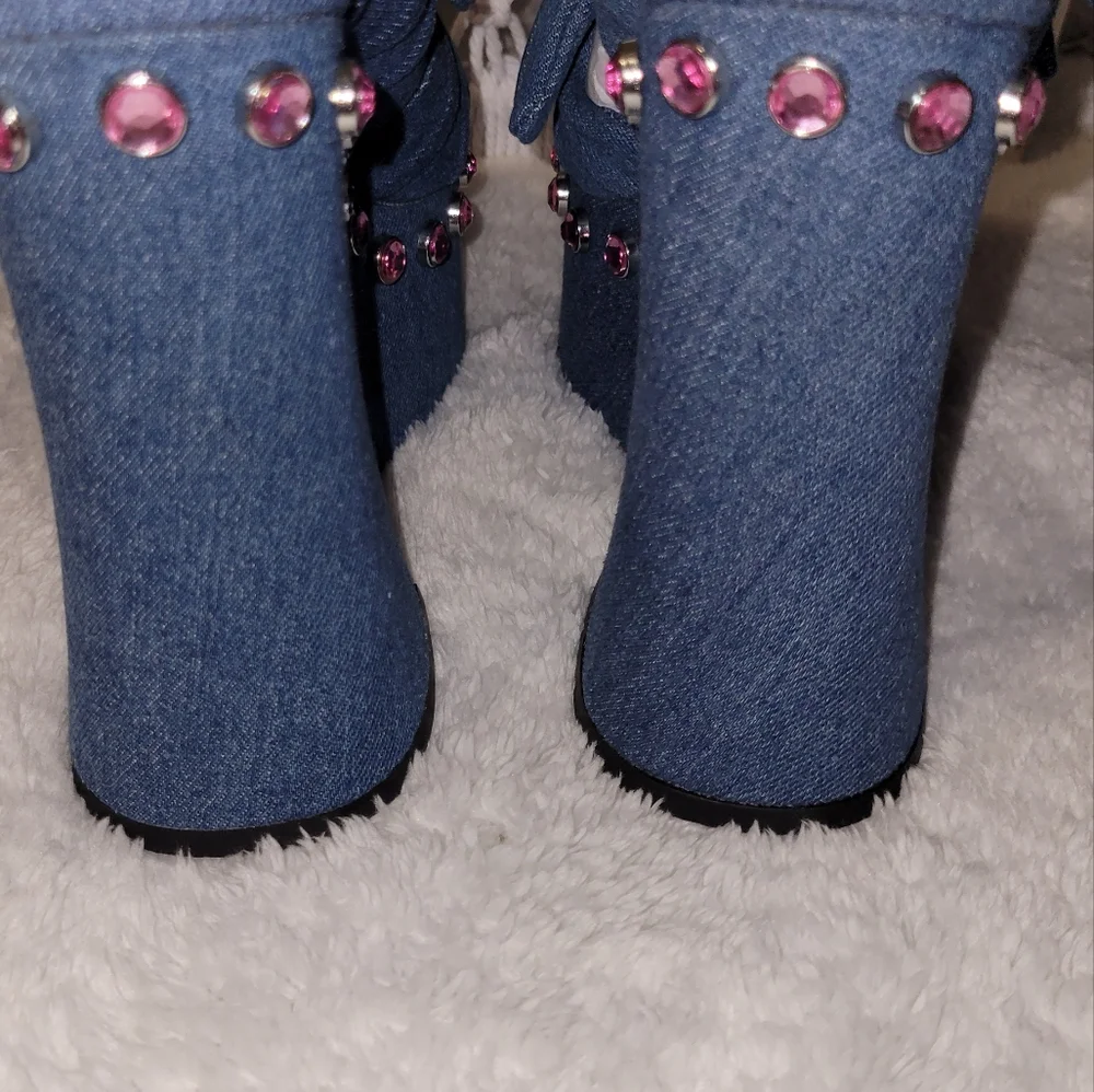 Sugar Thrillz Strike A Pose Denim Platforms - Picture 7 of 10